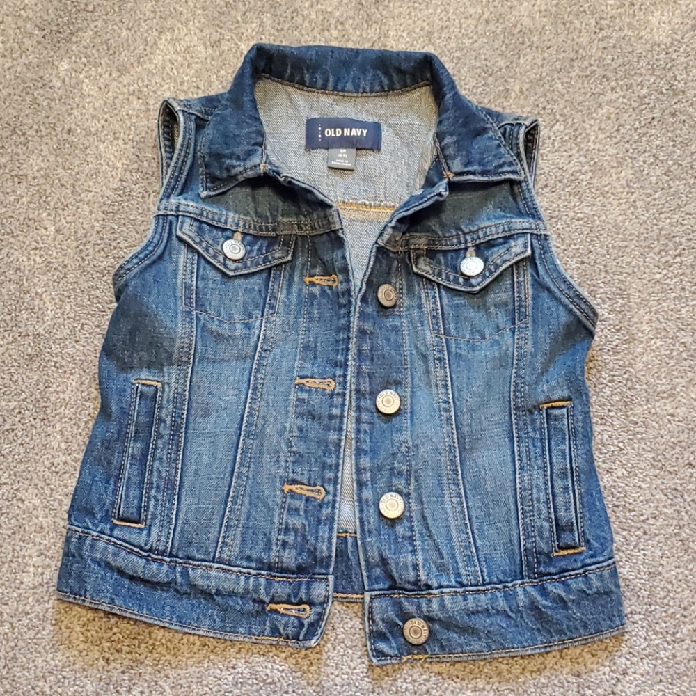 Old Navy denim vest size Small (6/7)